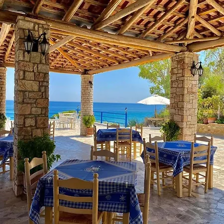 De La 2* Koroni (Messinia)