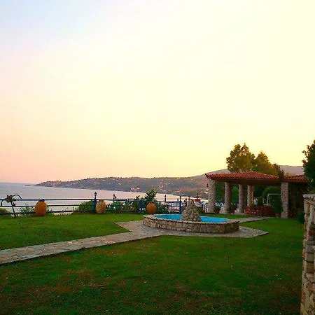 De La 2* Koroni (Messinia)