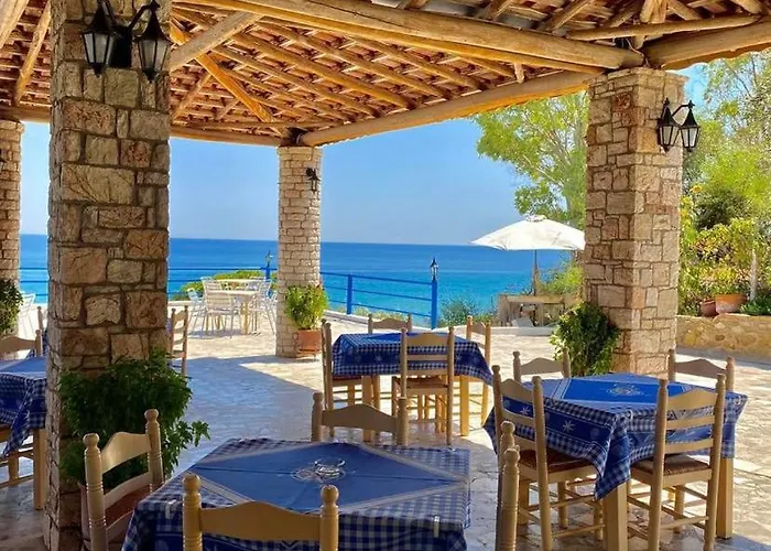 De La 2* Koroni (Messinia)