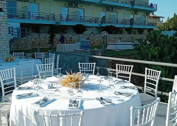 De La Koroni (Messinia)